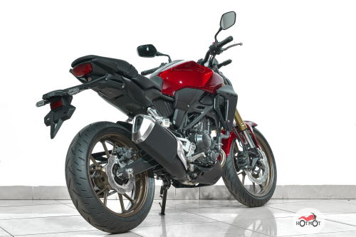 Мотоцикл HONDA CB 300R 2023, Красный фото 7
